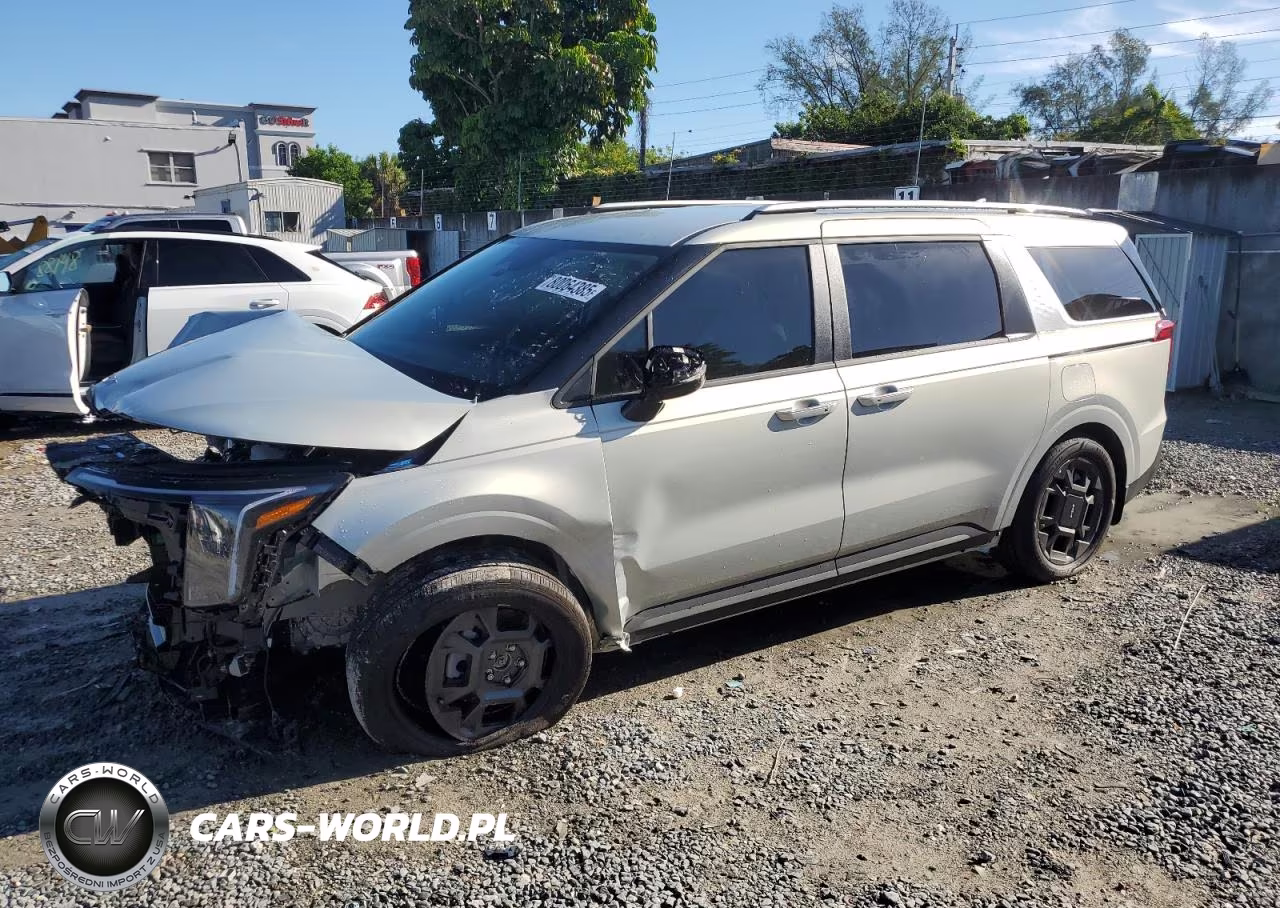 2025 Kia Carnival