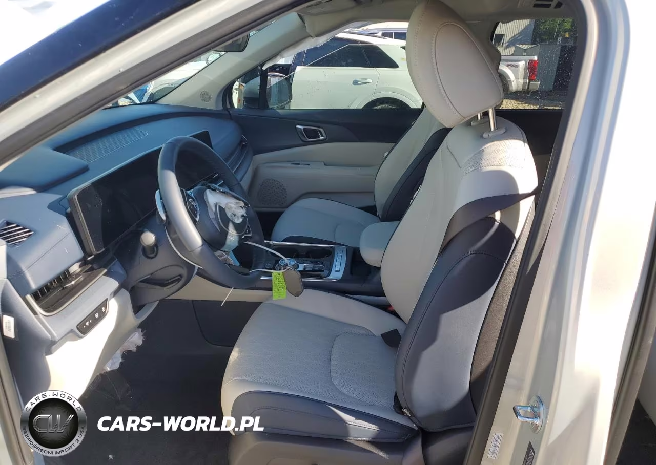 2025 Kia Carnival VIN:KNDNC5KA3S6082368 - 7