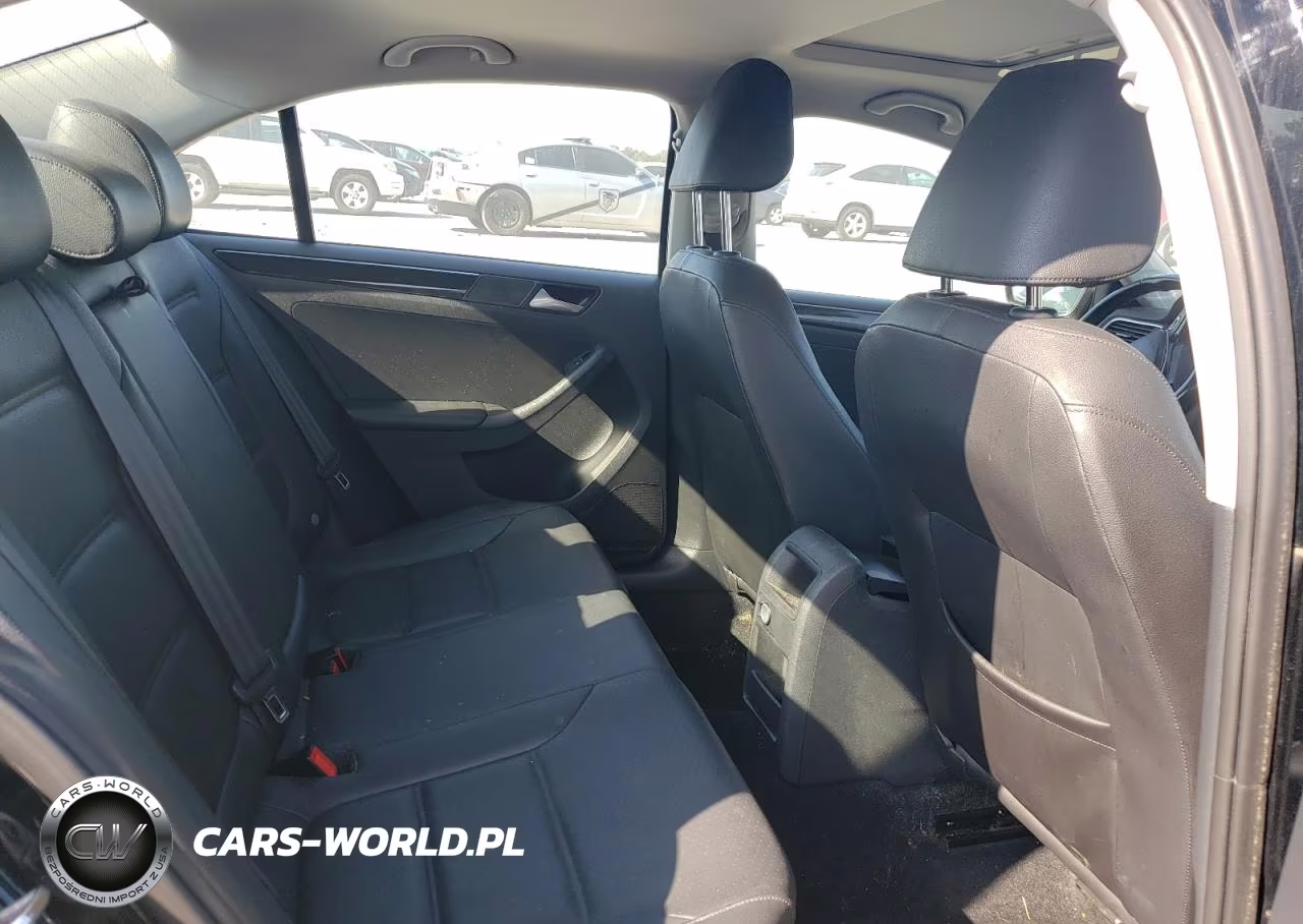 2016 Volkswagen Jetta Sel VIN:3VWL07AJ7GM227588 - 10