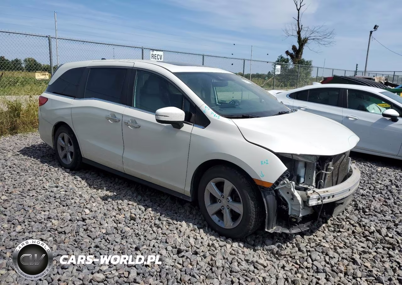 2018 Honda Odyssey Exl VIN:5FNRL6H79JB090724 - 4