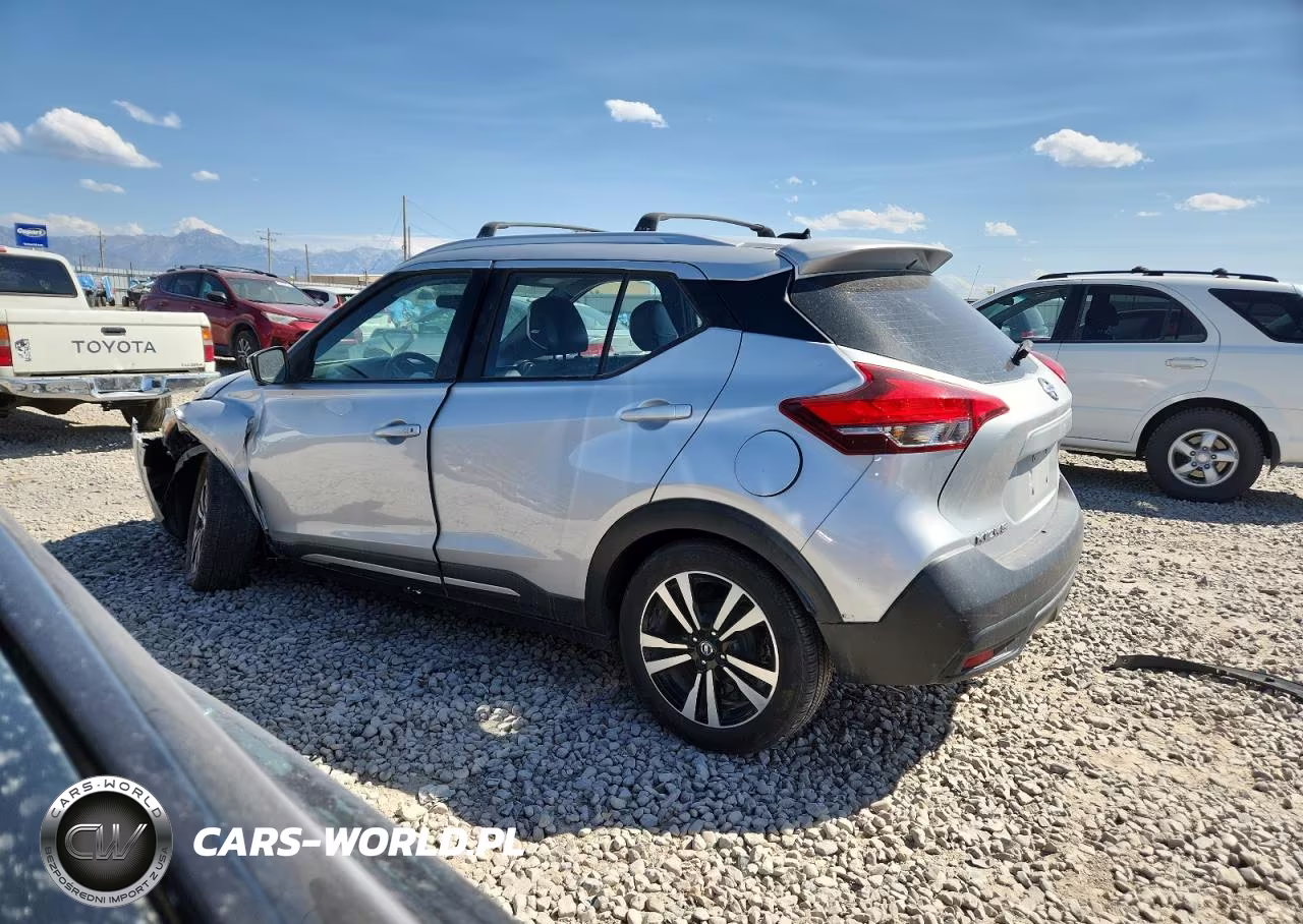 2019 Nissan Kicks Sr VIN:3N1CP5CU7KL499831 - 2