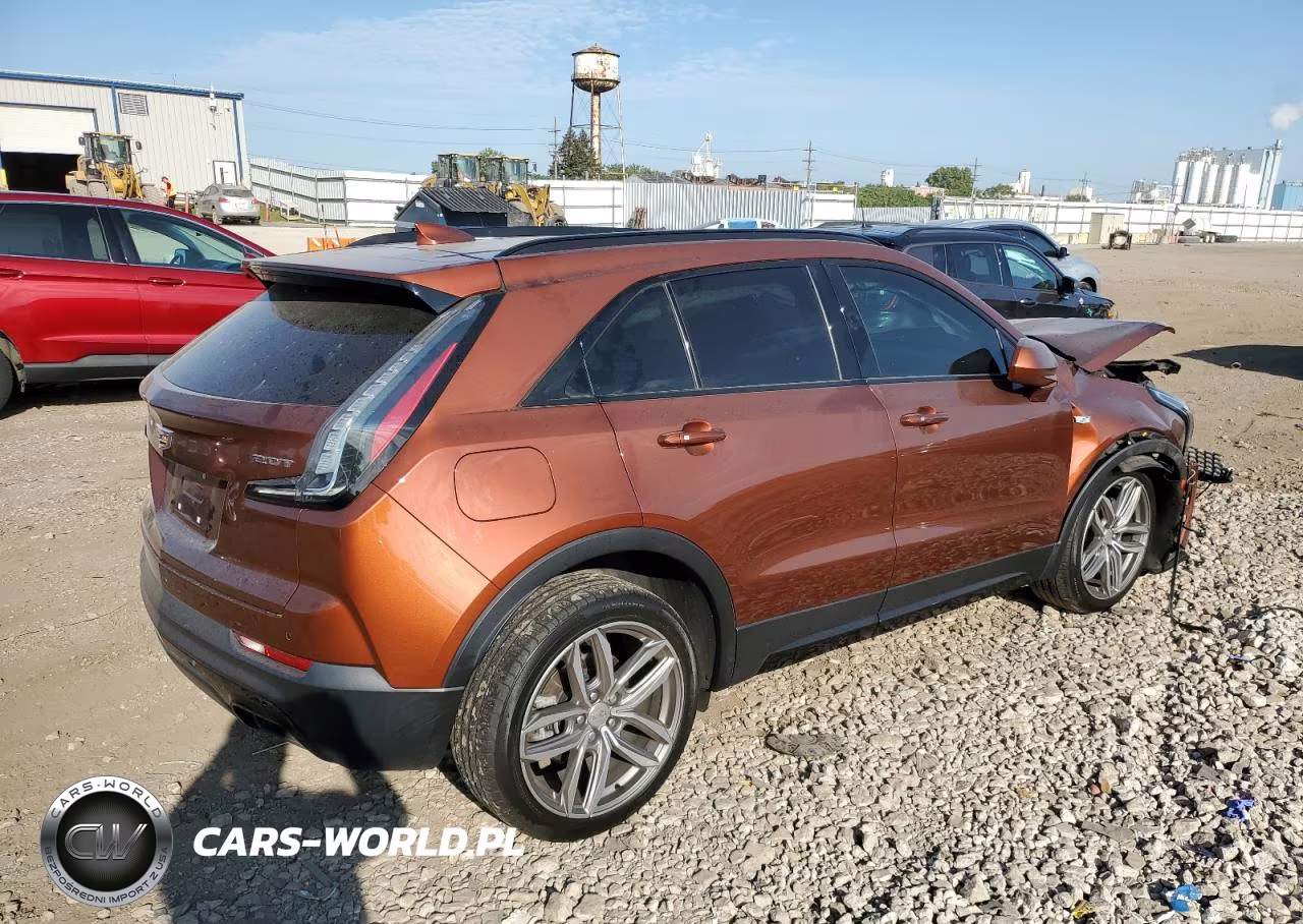 2019 Cadillac Xt4 Sport VIN:1GYFZFR42KF103746 - 3