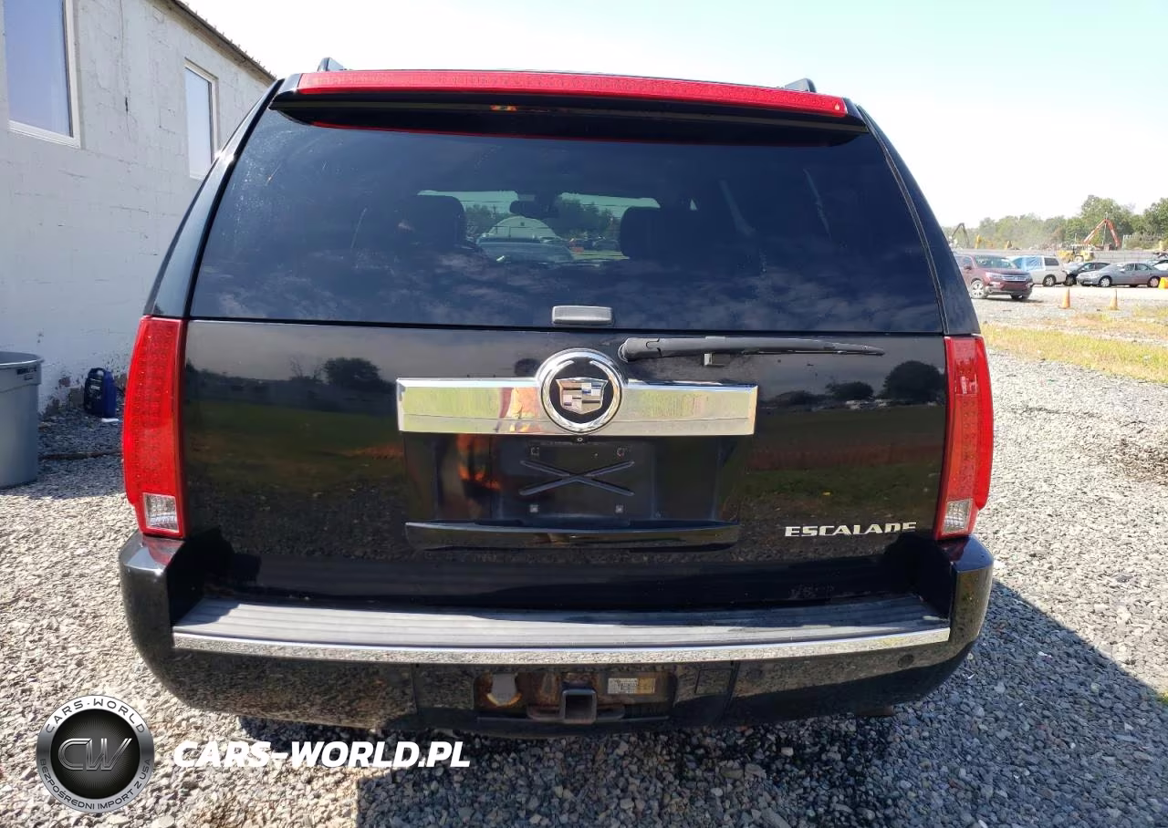 2008 Cadillac Escalade Luxury VIN:1GYFK63858R130592 - 6