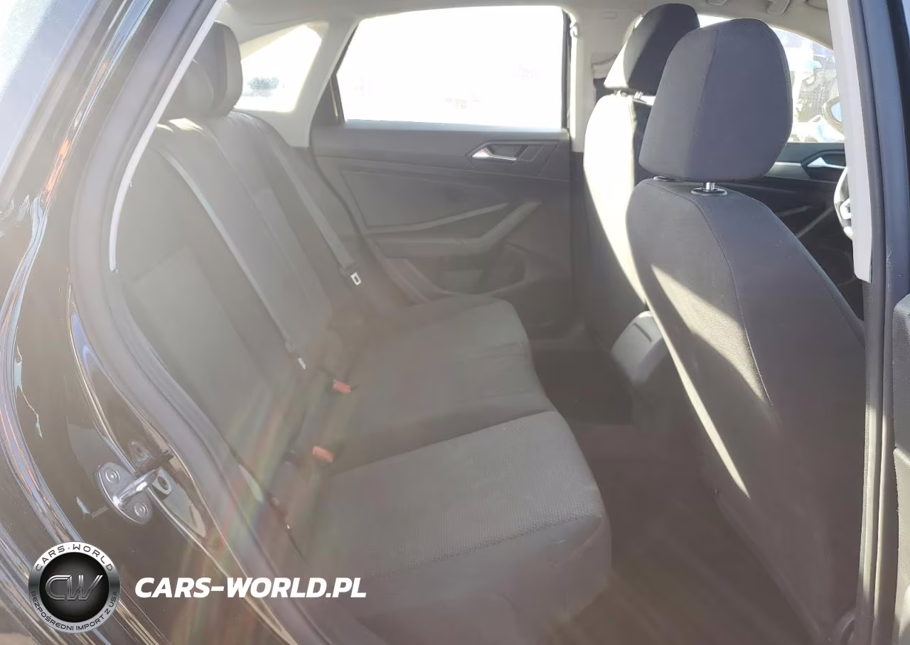 2019 Volkswagen Jetta S VIN:3VWC57BU7KM115876 - 10