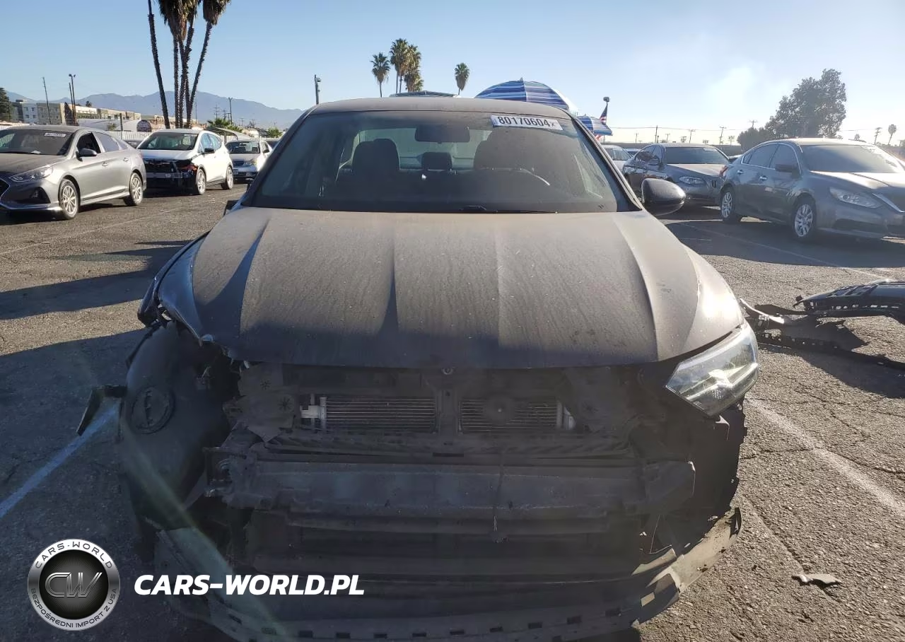 2019 Volkswagen Jetta S VIN:3VWC57BU7KM115876 - 5