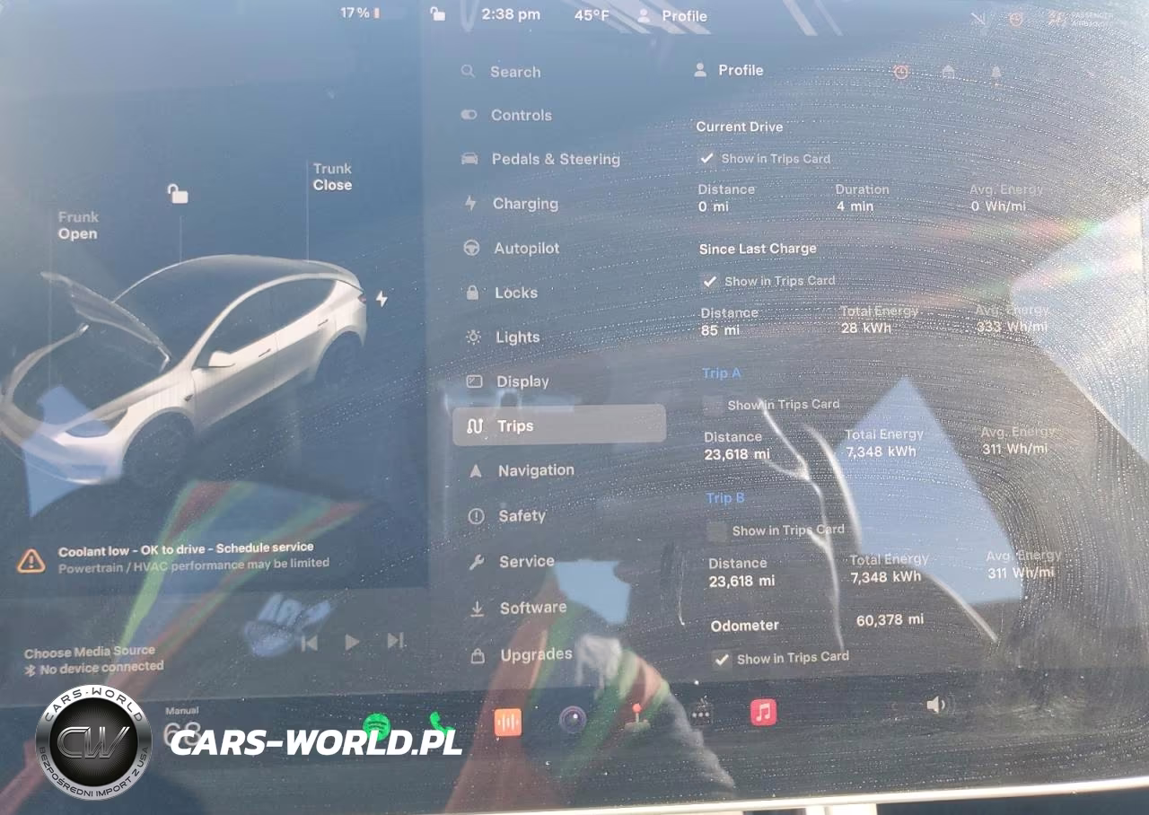 2020 Tesla Model Y VIN:5YJYGDEE4LF025709 - 9
