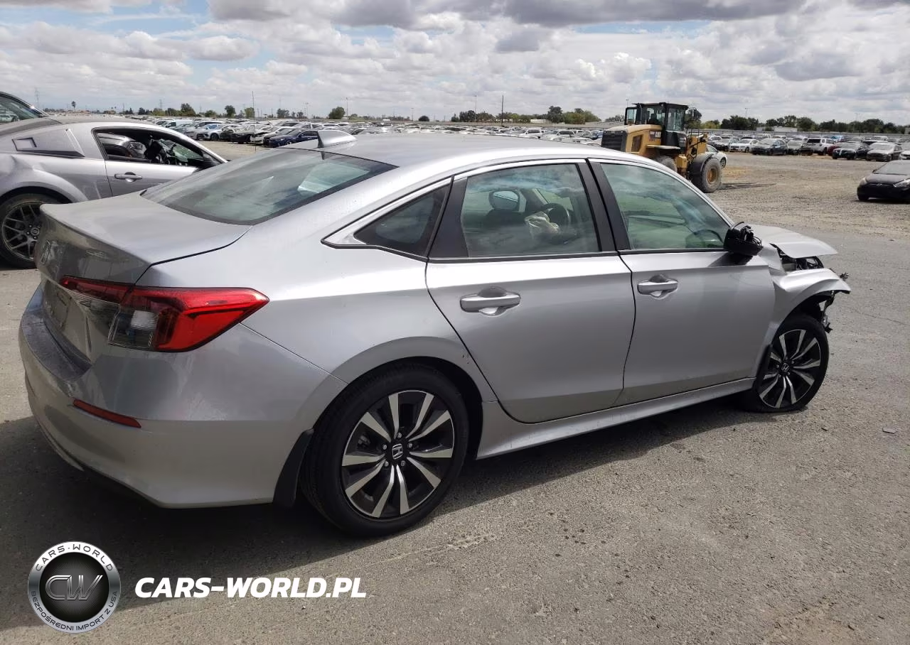 2024 Honda Civic Ex VIN:2HGFE1F71RH329581 - 3