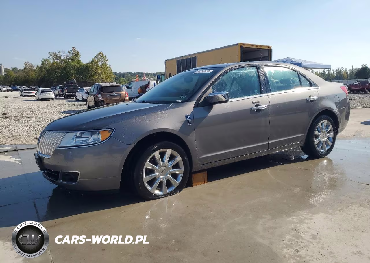 2012 Lincoln Townhouse Mkz