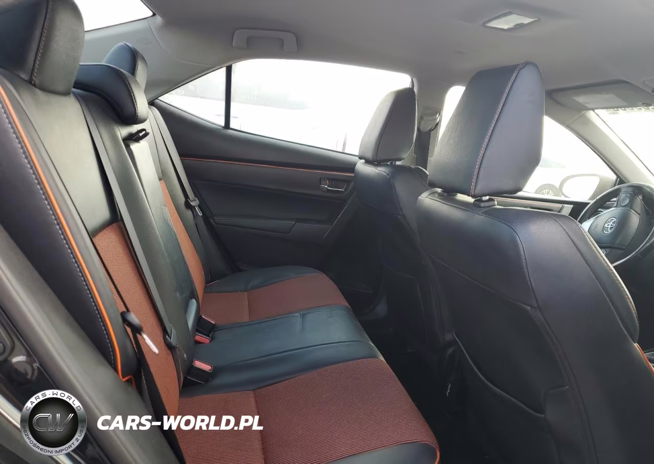 2017 Toyota Corolla L VIN:5YFBURHE7HP580110 - 10