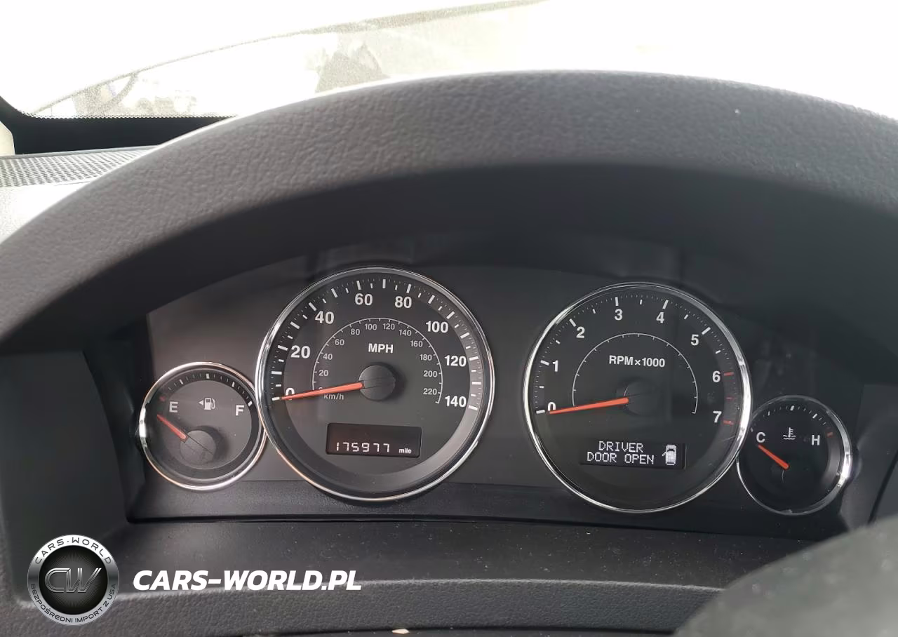 2008 Jeep Grand Cherokee Laredo VIN:1J8GR48K78C148781 - 9