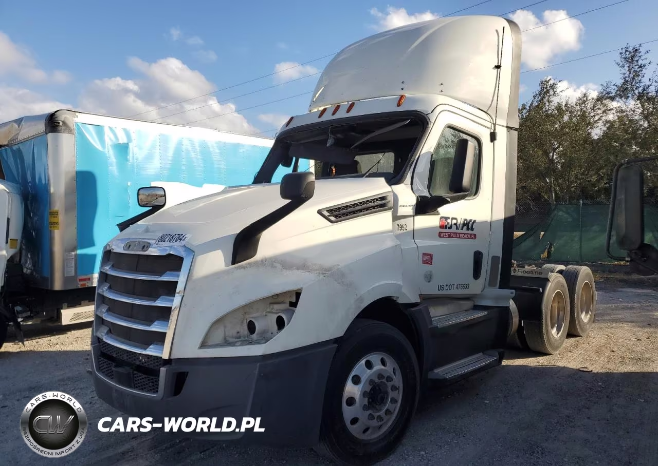 2018 Freightliner Cascadia 126 VIN:3AKJHLDV1JSJT7952 - 2