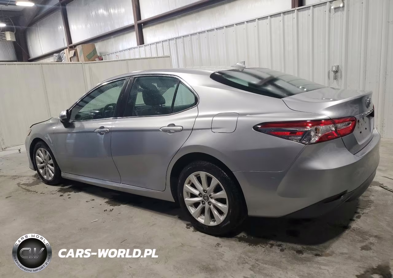2019 Toyota Camry Le VIN:4T1B11HK5KU792204 - 2