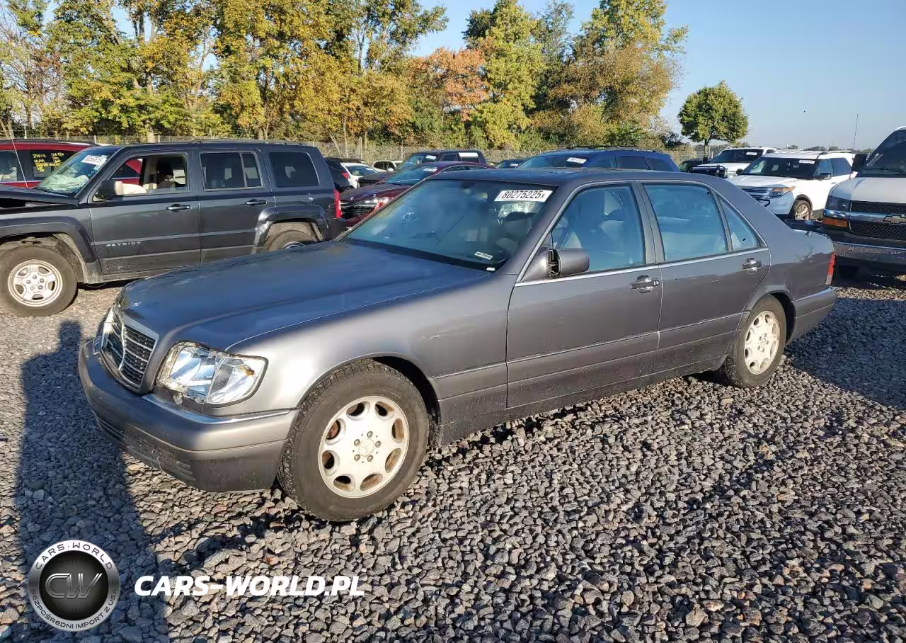 MERCEDES-BENZ