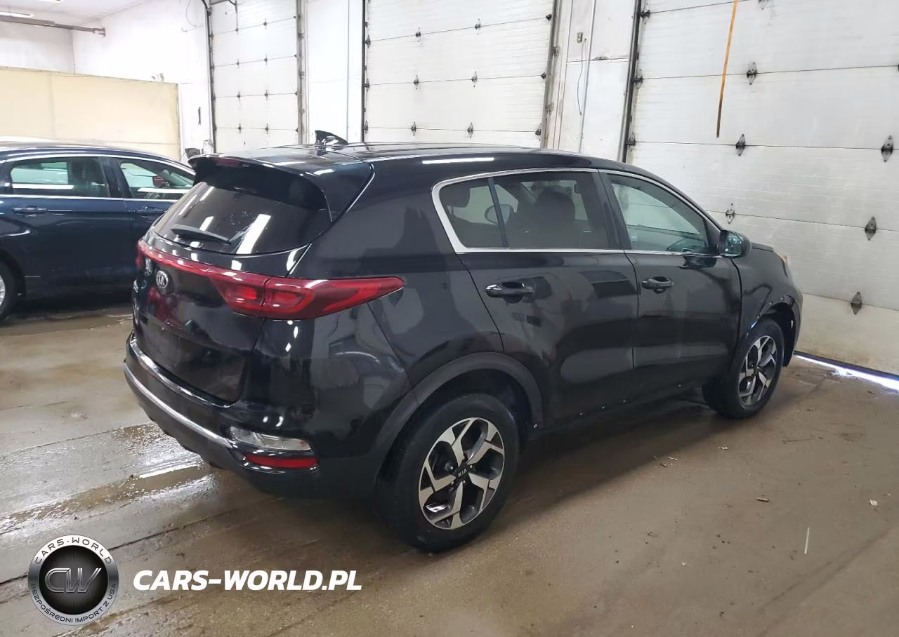 2021 Kia Sportage Lx VIN:KNDPMCAC7M7850864 - 3