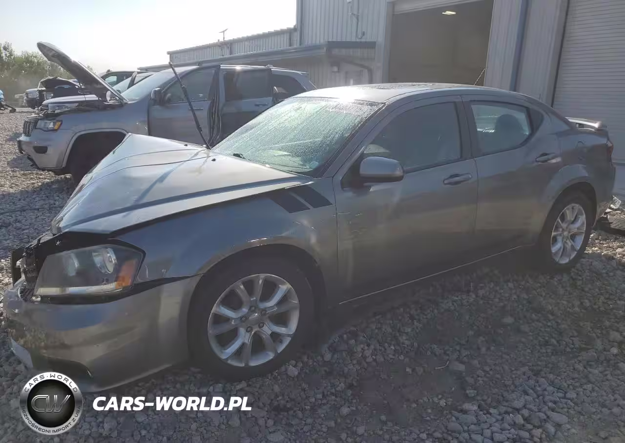 2013 Dodge Avenger R-T