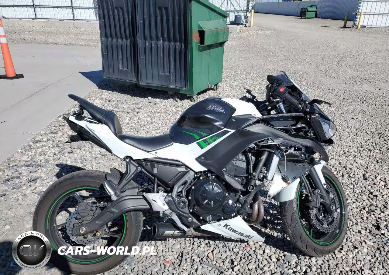 2022 Kawasaki Ex650 N