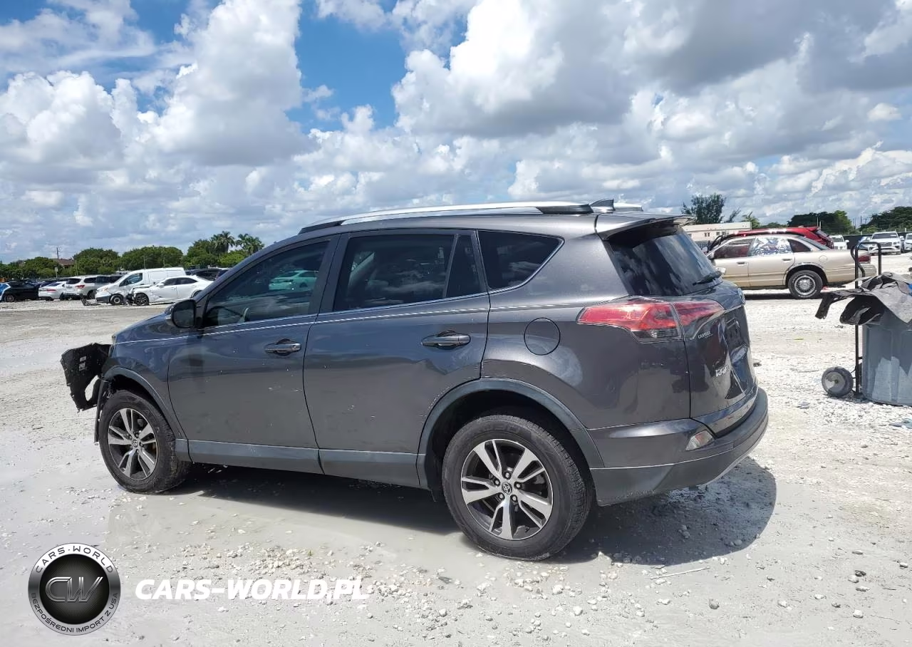 2017 Toyota Rav4 Xle VIN:2T3WFREV9HW386152 - 2