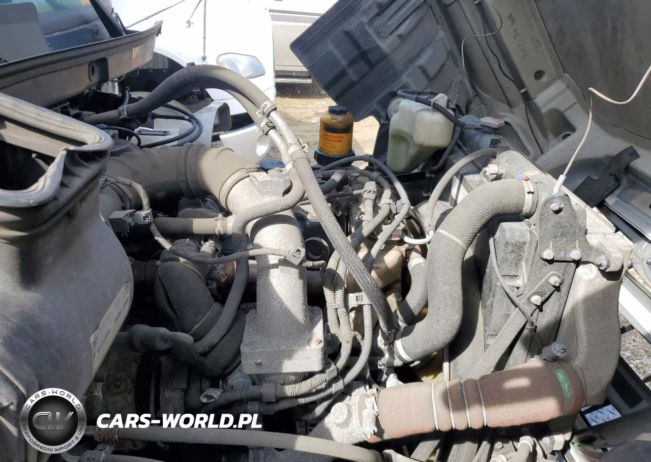 2018 Hino All Models - Trucks Refrigerated Box Truck VIN:5PVNV8JT0J4S54851 - 11