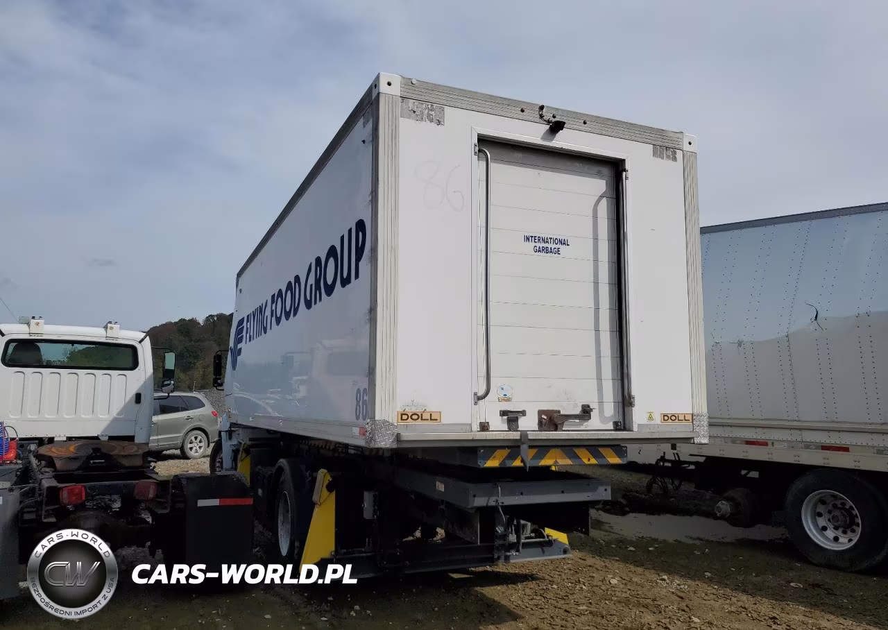 2018 Hino All Models - Trucks Refrigerated Box Truck VIN:5PVNV8JT0J4S54851 - 2