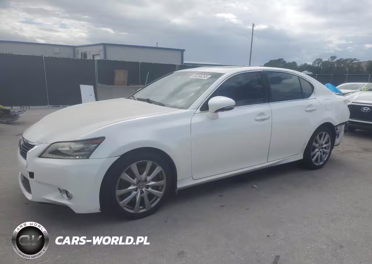 LEXUS