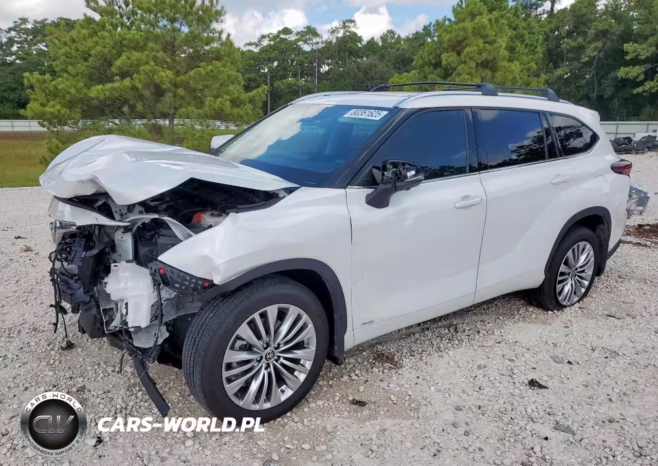 2025 Toyota Highlander Hybrid Limited