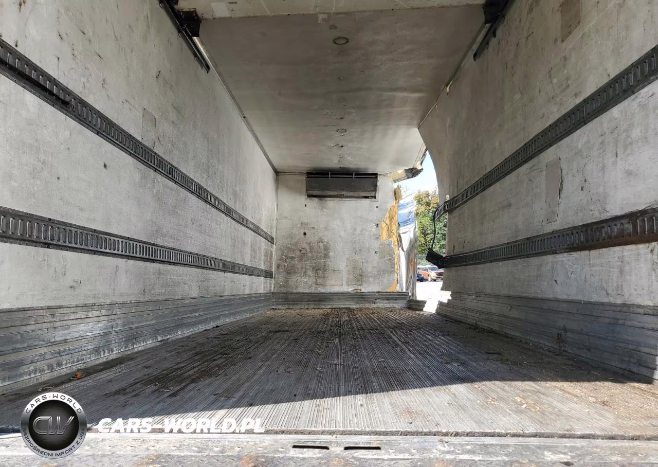 2011 Freightliner Business Class M2 Refrigerated Box Truck VIN:1FVACWDT7BDBD8040 - 6