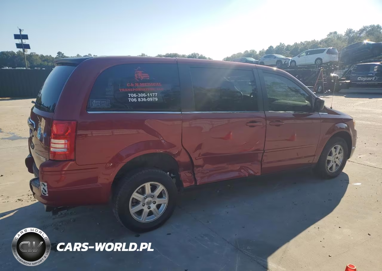 2010 Chrysler Town & Country Lx VIN:2A4RR2D10AR330346 - 3