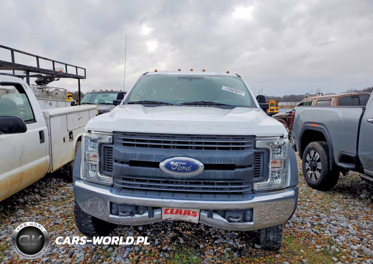 2018 Ford F550 Super Duty VIN:1FDUF5HT2JEC18467 - 5