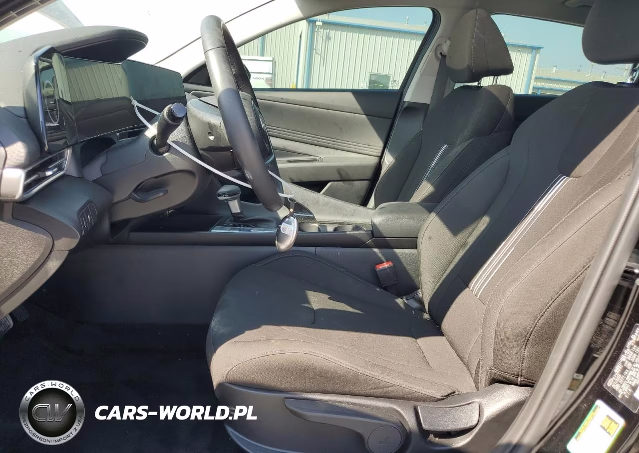 2025 Hyundai Elantra Sel VIN:KMHLS4DG1SU911452 - 7