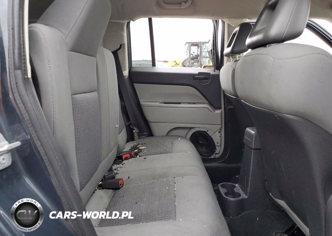 2007 Jeep Patriot Sport VIN:1J8FF28W47D316056 - 11