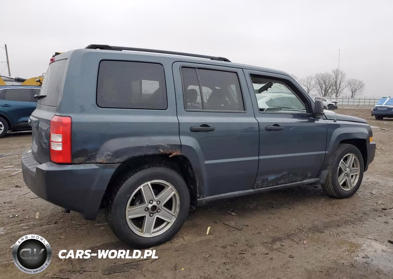 2007 Jeep Patriot Sport VIN:1J8FF28W47D316056 - 3