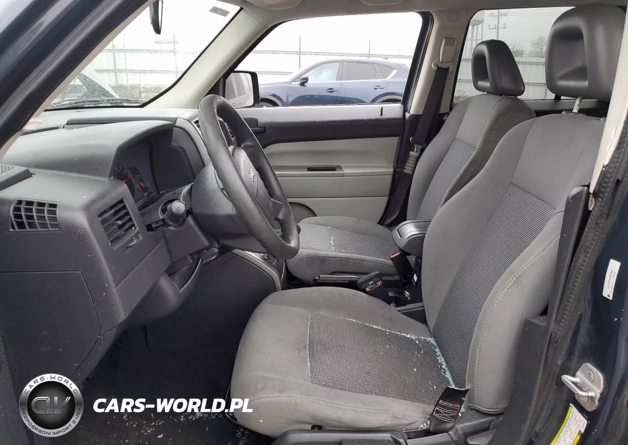 2007 Jeep Patriot Sport VIN:1J8FF28W47D316056 - 7