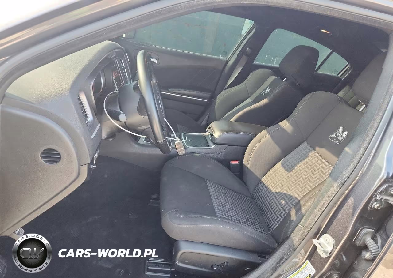 2021 Dodge Charger Scat Pack VIN:2C3CDXGJ8MH584582 - 7