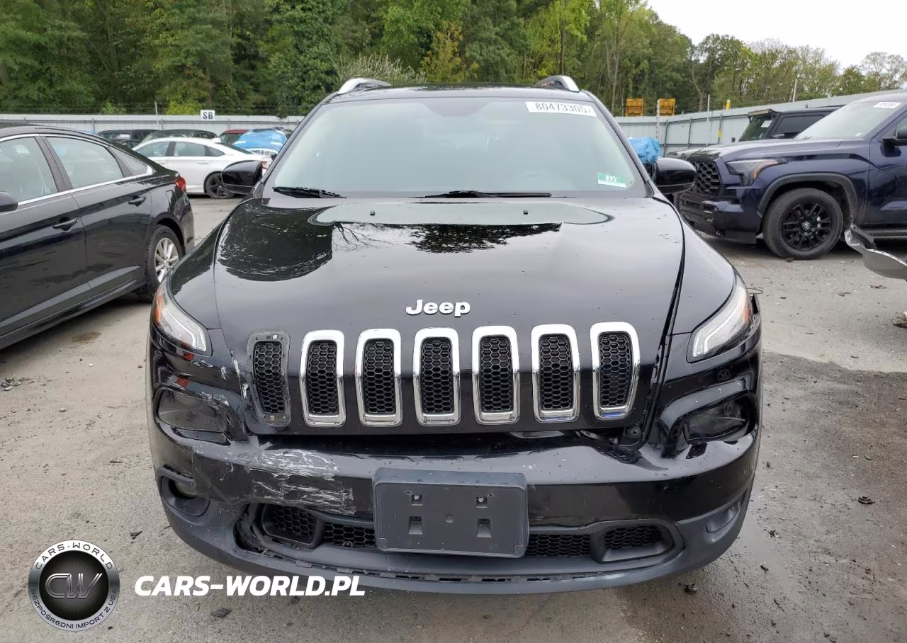 2017 Jeep Cherokee Latitude VIN:1C4PJMCS3HW544601 - 5
