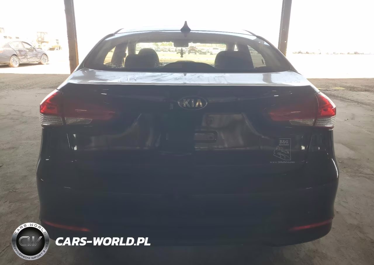 2018 Kia Forte Lx VIN:3KPFK4A75JE244582 - 6