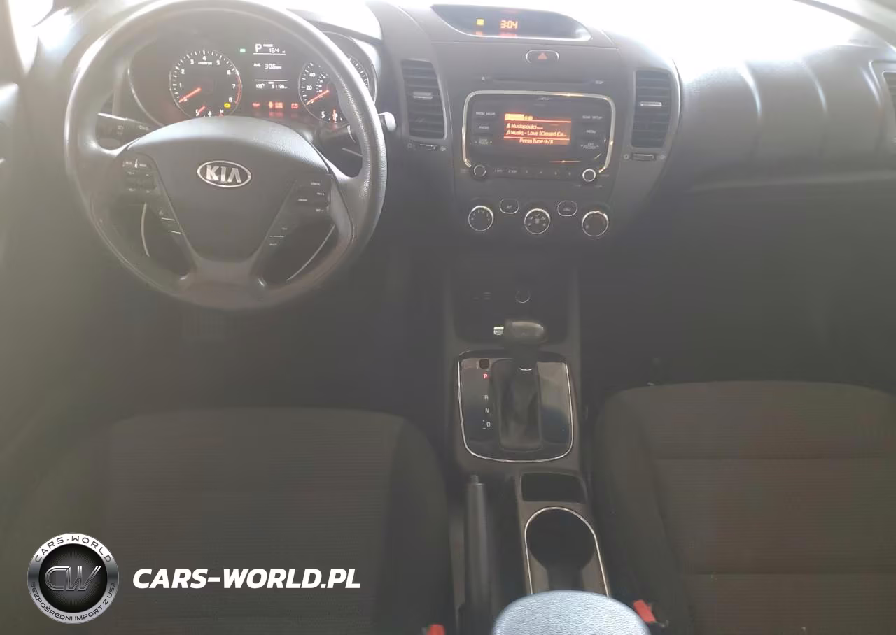 2018 Kia Forte Lx VIN:3KPFK4A75JE244582 - 8