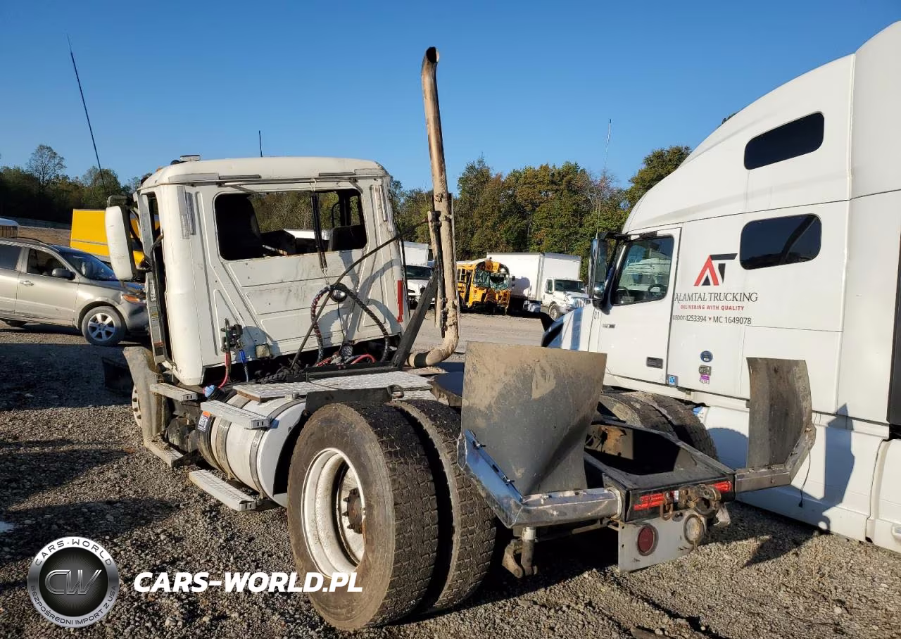 2013 Mack 600 Cxu600 - Semi Truck VIN:1M1AW01Y5DM006379 - 3