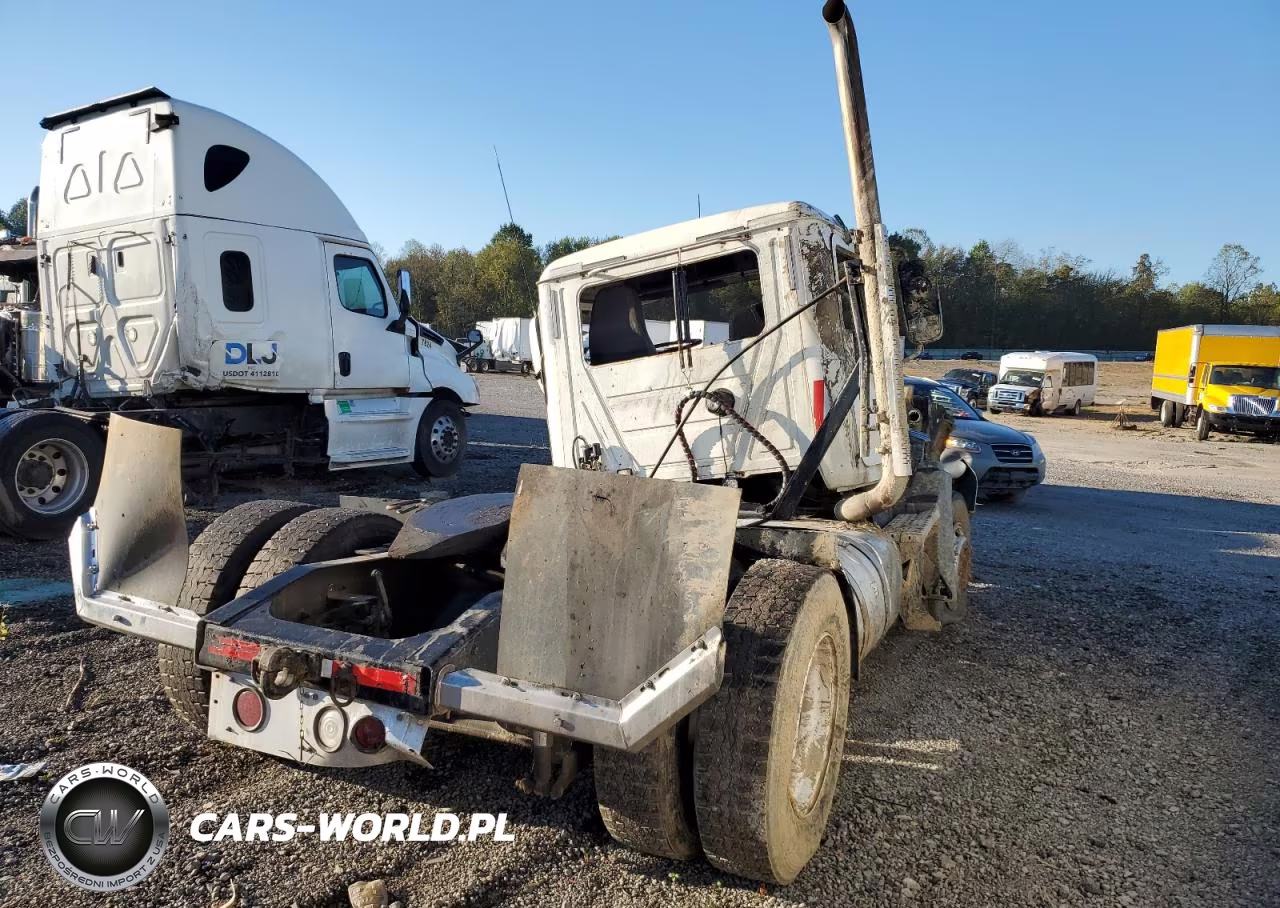2013 Mack 600 Cxu600 - Semi Truck VIN:1M1AW01Y5DM006379 - 4