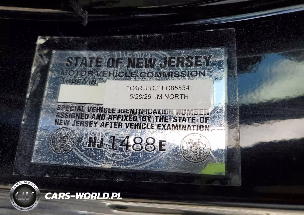 2015 Jeep Grand Cherokee Srt-8 VIN:NJ1488E - 13