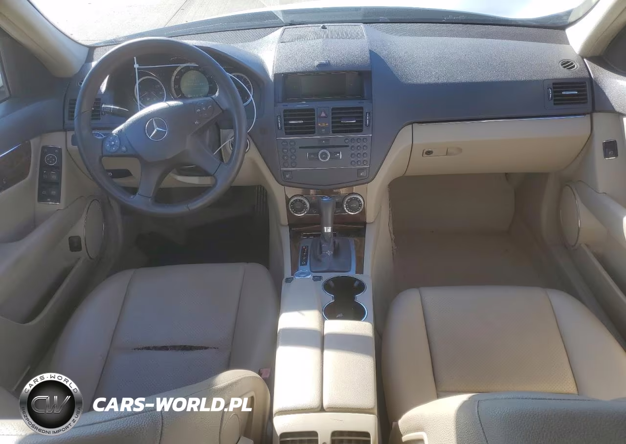 2010 Mercedes-Benz C 300 4Matic VIN:WDDGF8BB1AR131791 - 8