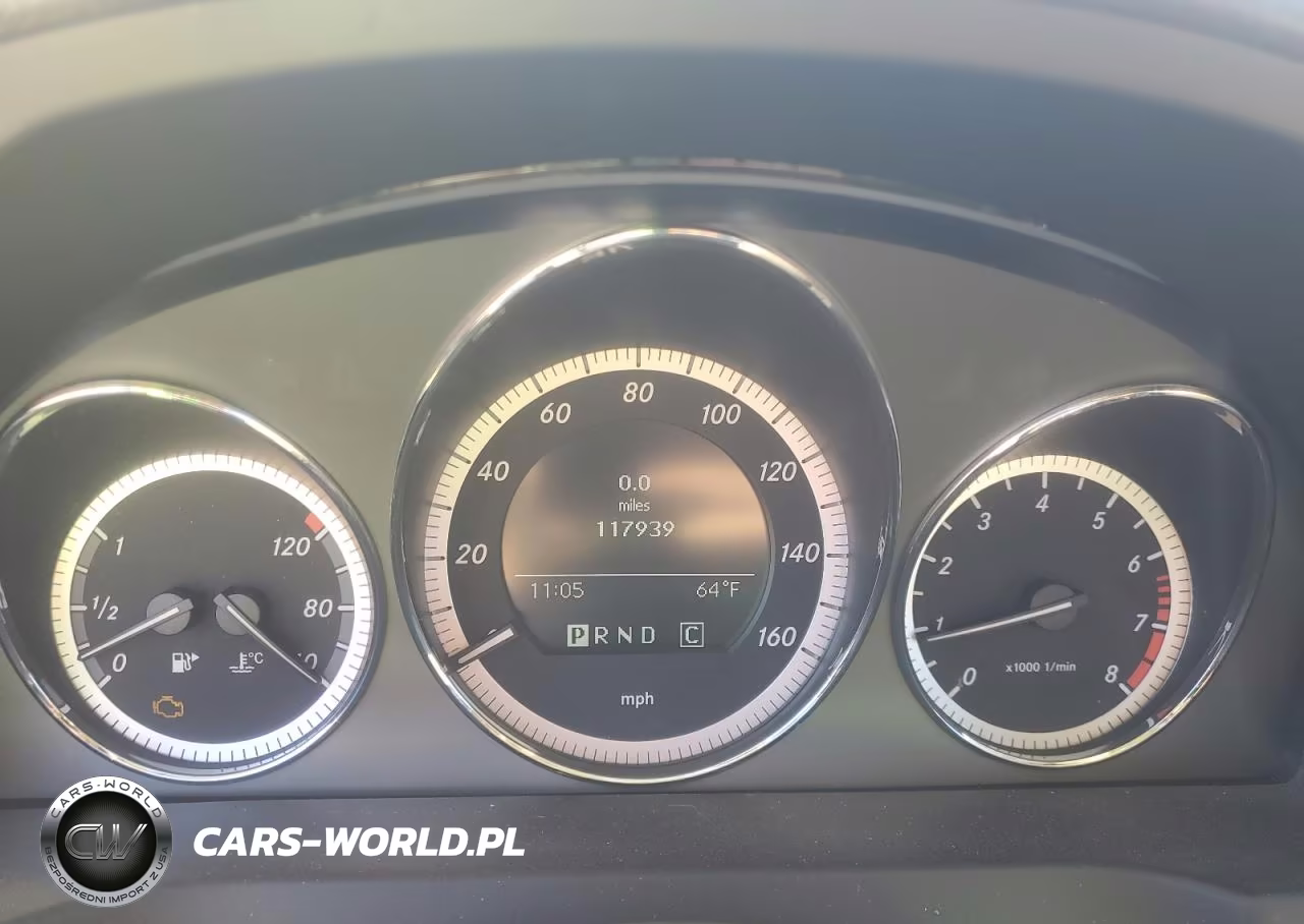 2010 Mercedes-Benz C 300 4Matic VIN:WDDGF8BB1AR131791 - 9