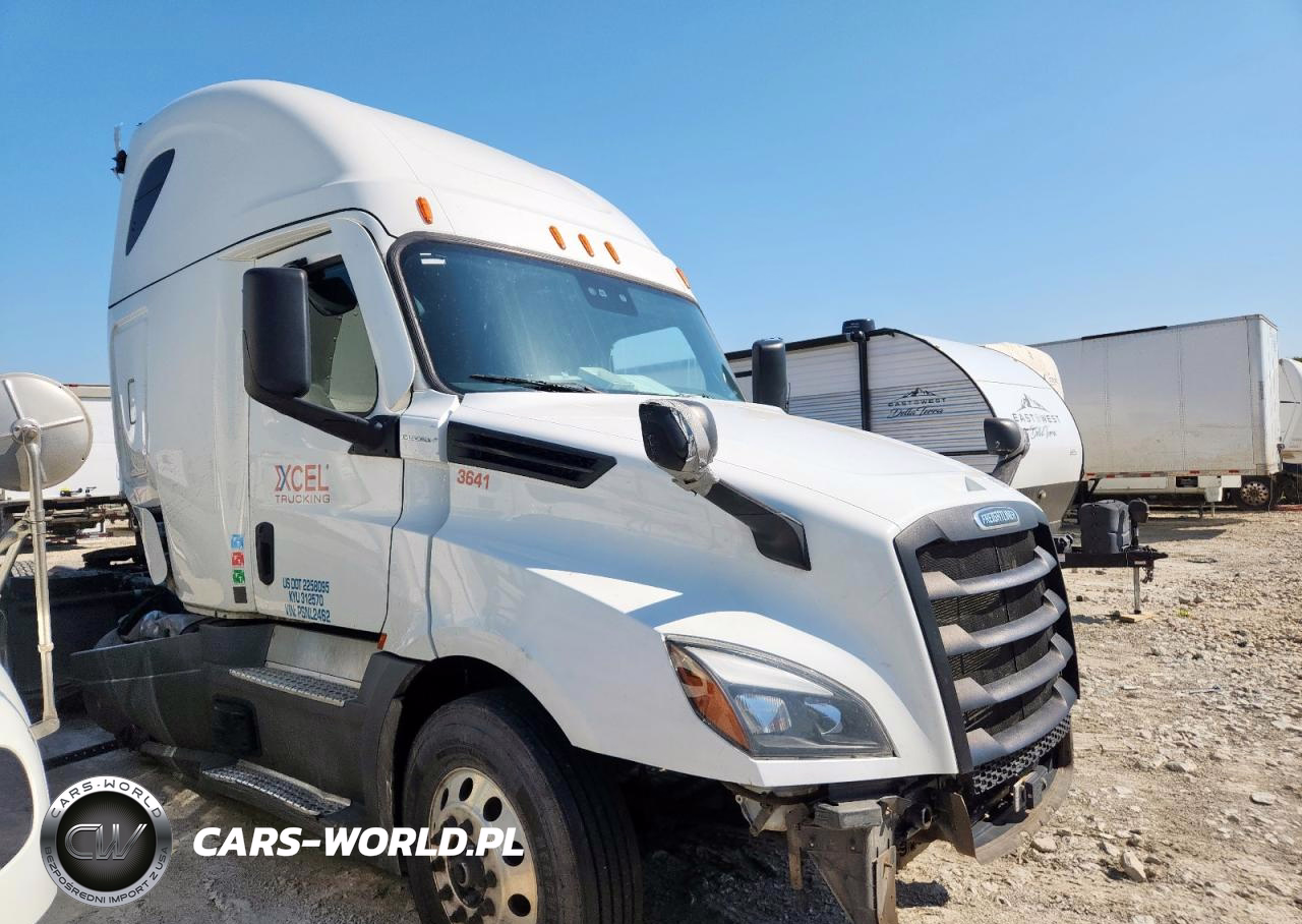 2023 Freightliner Cascadia 126 Semi Truck