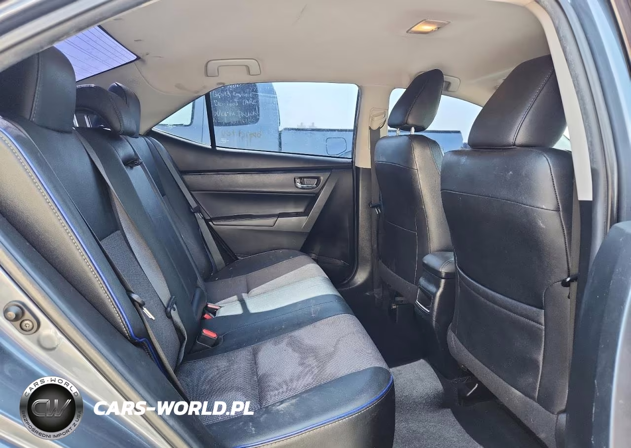2018 Toyota Corolla VIN:2T1BURHE5JC084745 - 10