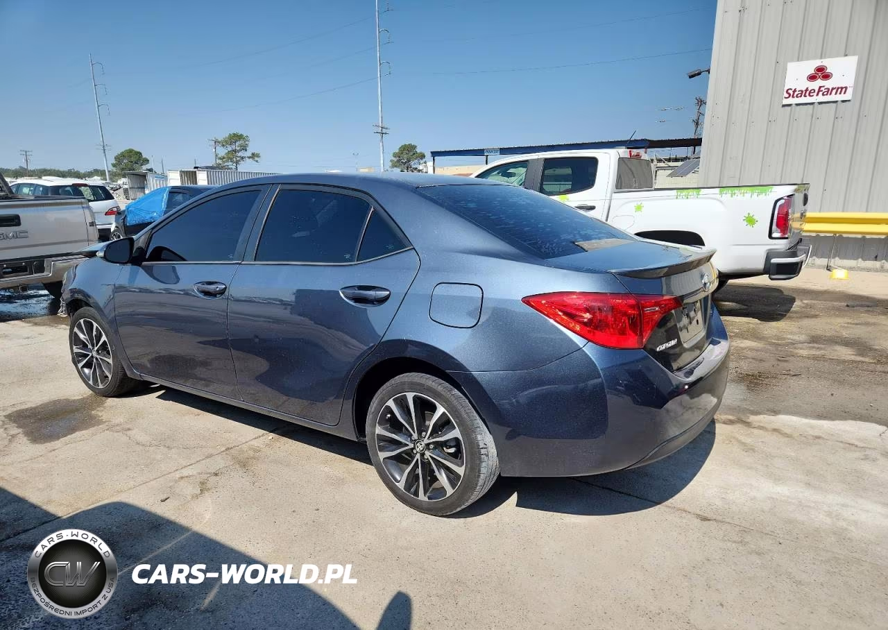 2018 Toyota Corolla VIN:2T1BURHE5JC084745 - 2