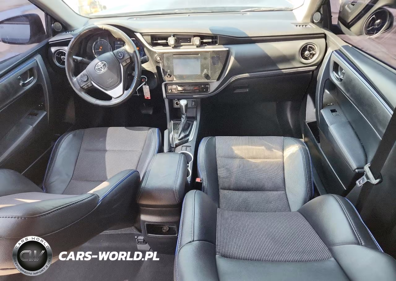 2018 Toyota Corolla VIN:2T1BURHE5JC084745 - 8