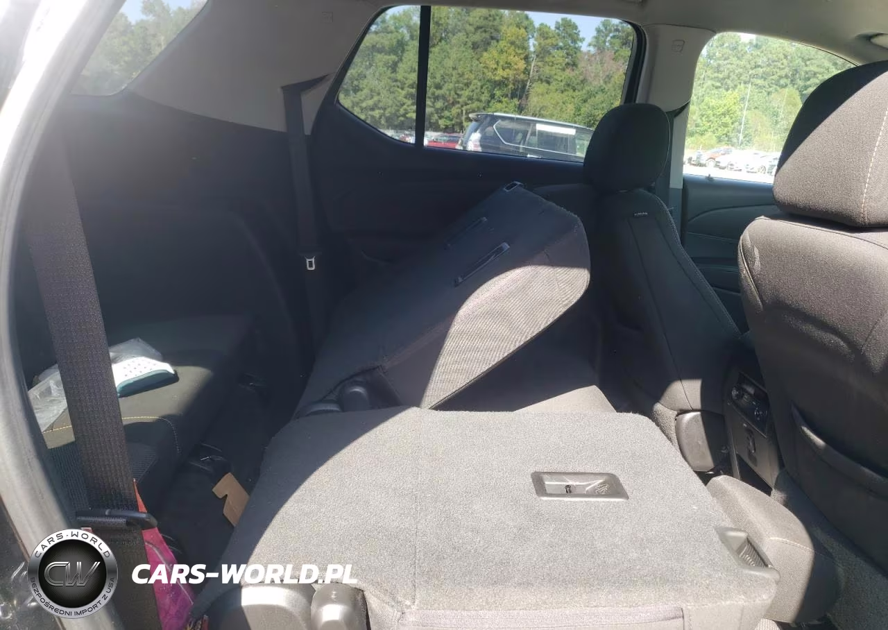 2020 Chevrolet Traverse Ls VIN:1GNEVFKW6LJ217876 - 11