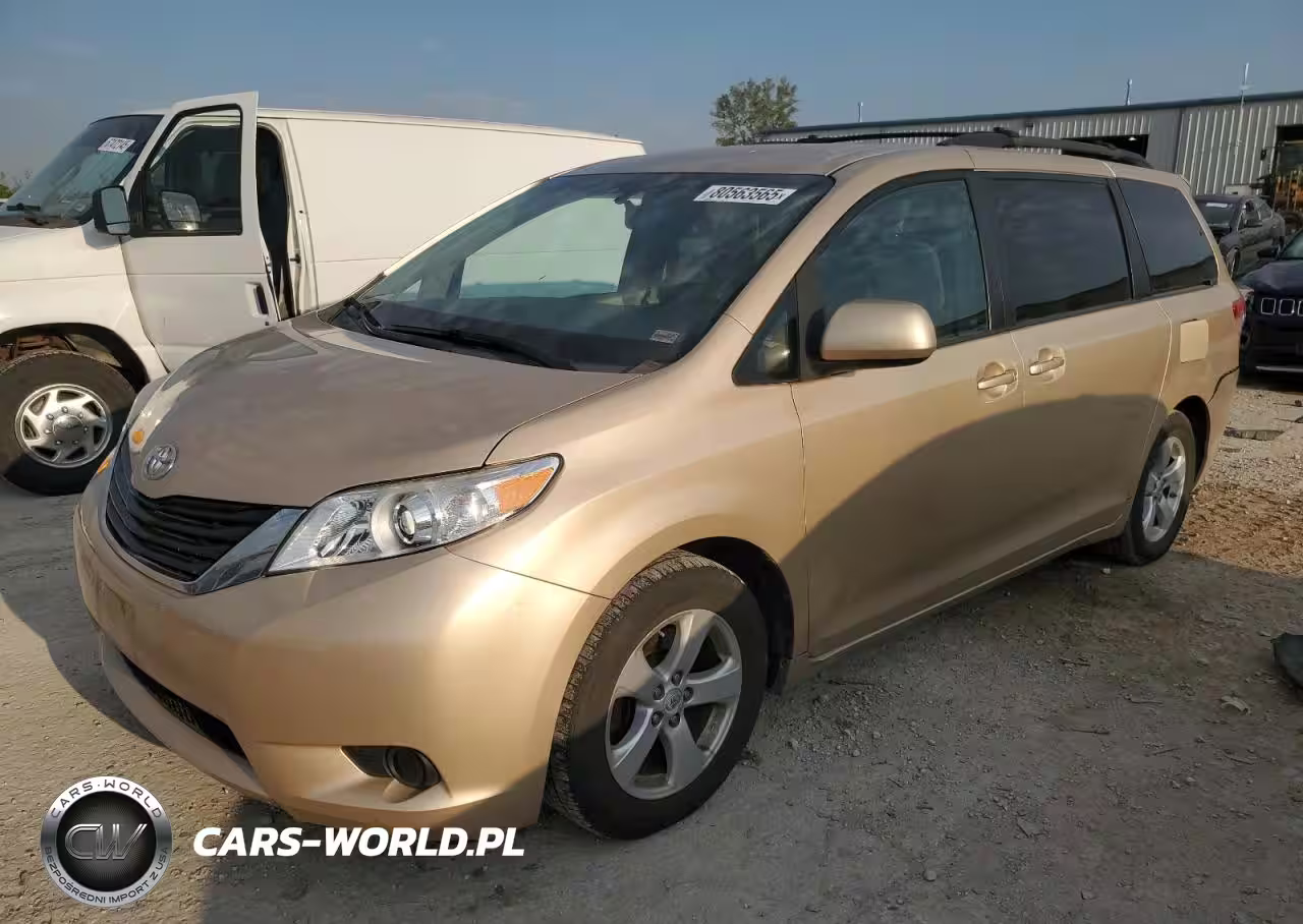 2012 Toyota Sienna Le