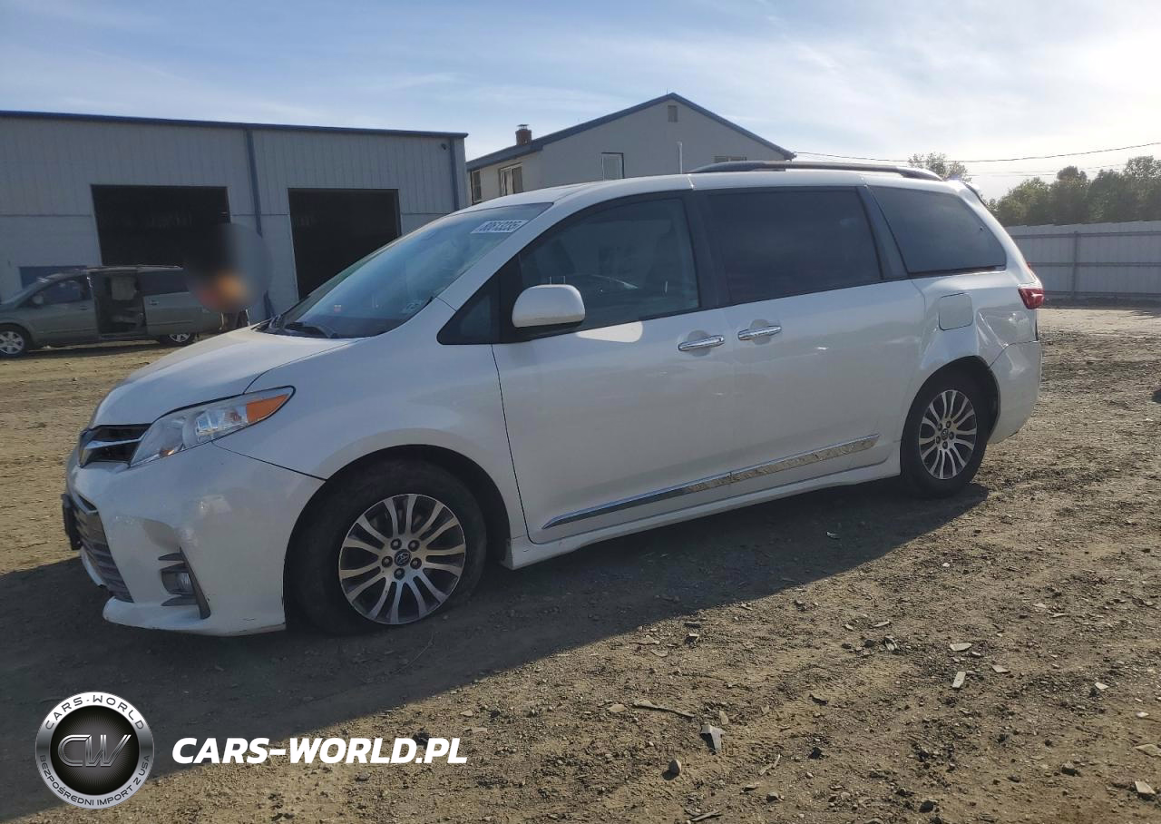 2018 Toyota Sienna Xle