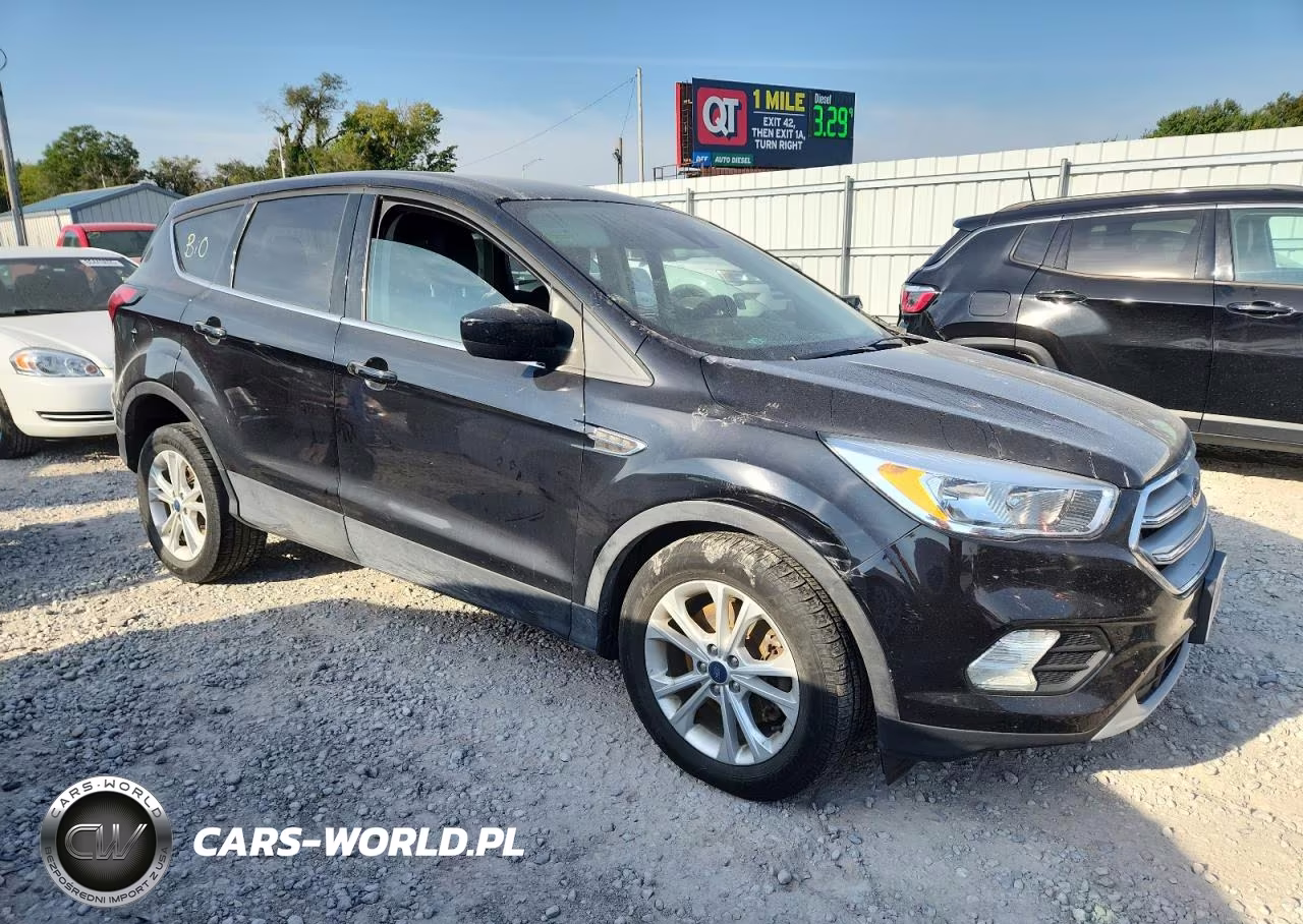 2019 Ford Escape Se VIN:1FMCU9GD5KUA19343 - 4