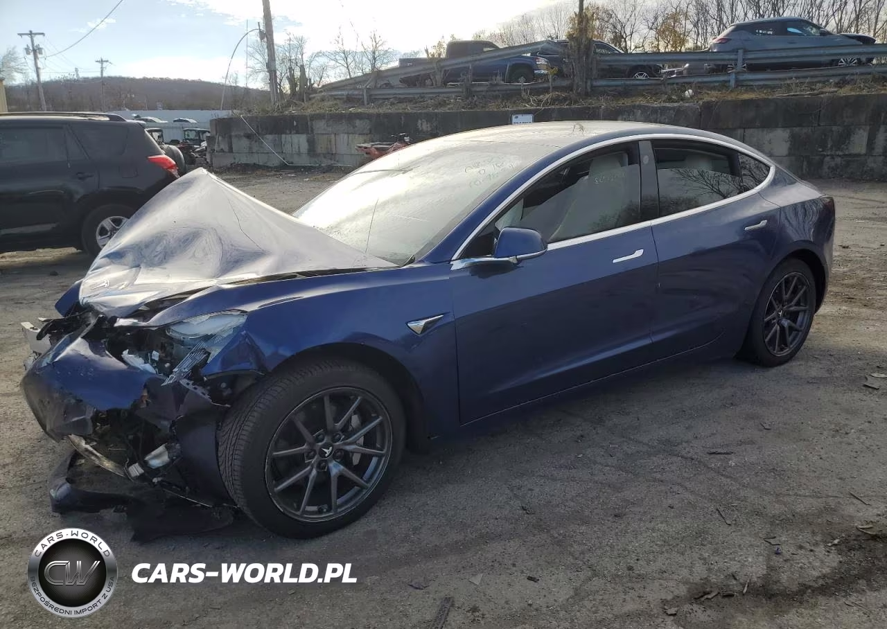 2020 Tesla Model 3 VIN:5YJ3E1EB7LF639271 - 1